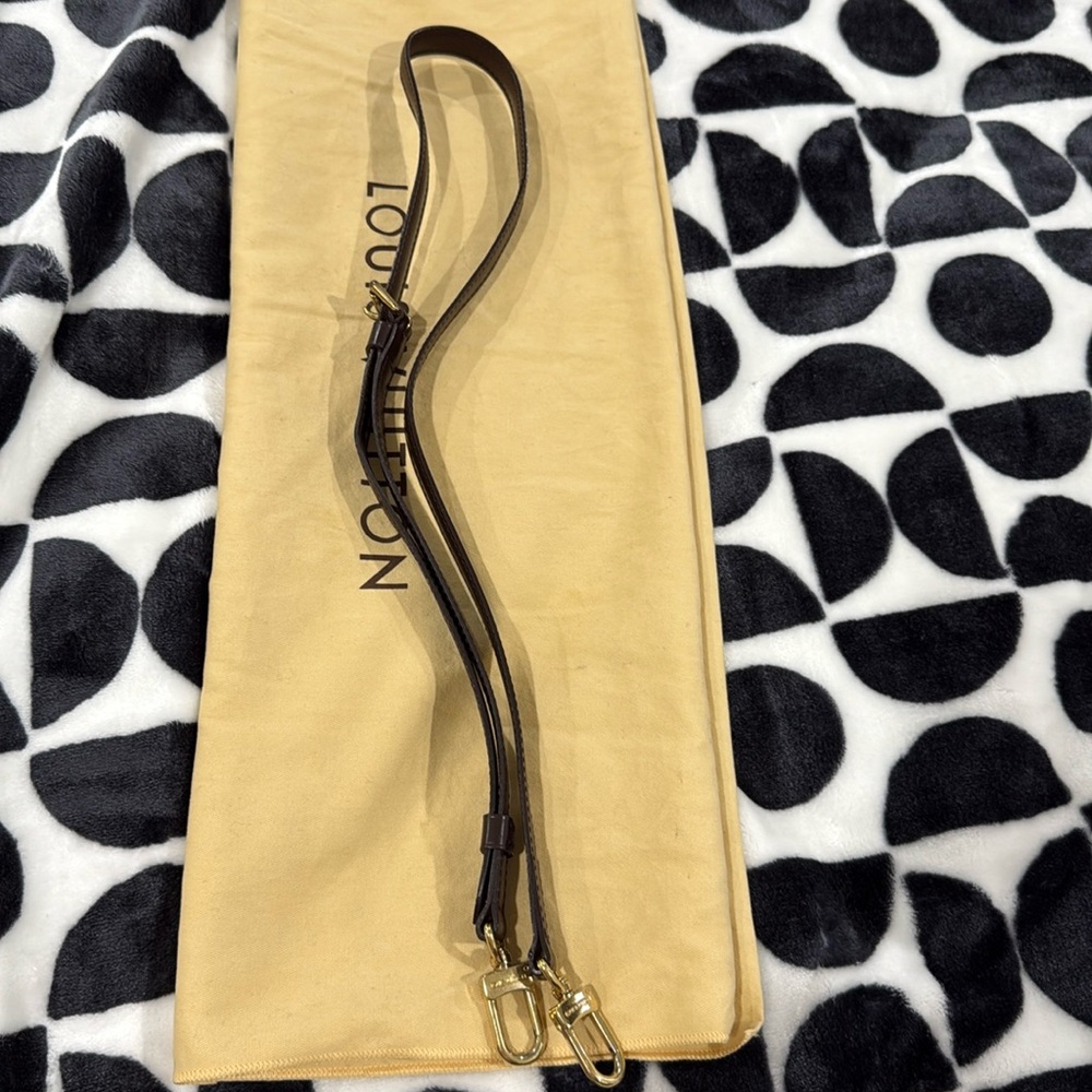 Louis Vuitton Adjustable Shoulder Strap 16mm Ebene - Picture 7 of 11